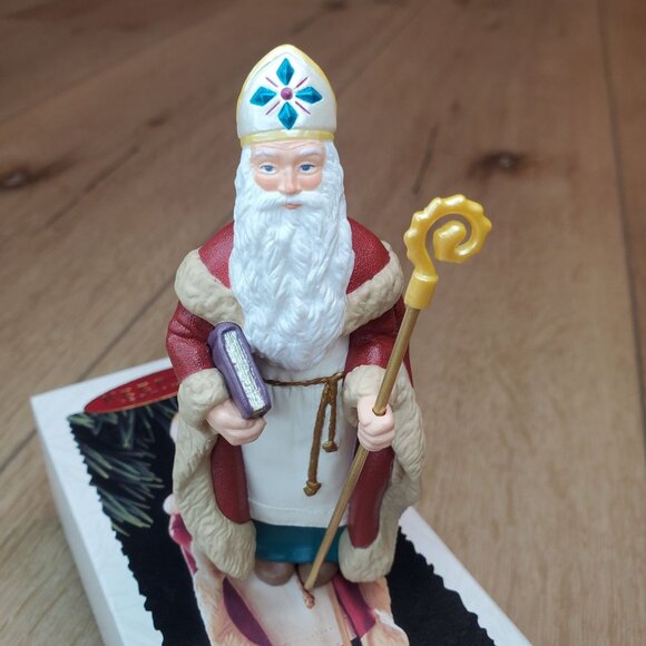 1995 Hallmark Keepsake Ornament St Nicholas Collect Series #1 Christmas Visitors - Picture 4 of 13